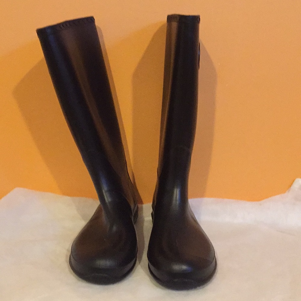 Women’s Kamik Rain boots